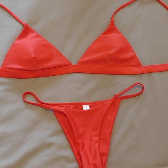 Zaful top and bottom bikini - Picture 1 of 1